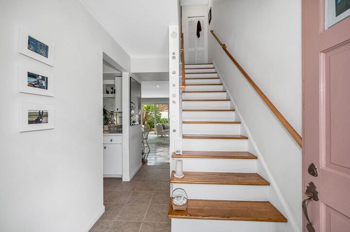 Property Photo:  1207 Windsor Dr 1207  MA 01701 