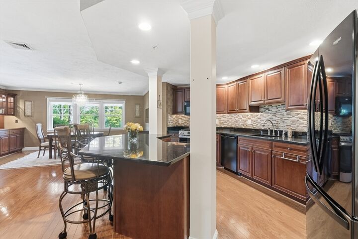 Property Photo:  6 Technology Dr 117  MA 01863 