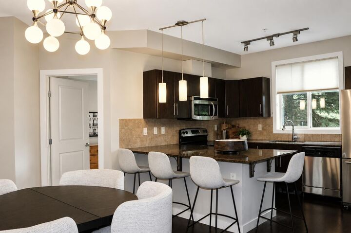 Property Photo: 2727 28 Avenue SE 148 AB T2B 0L4