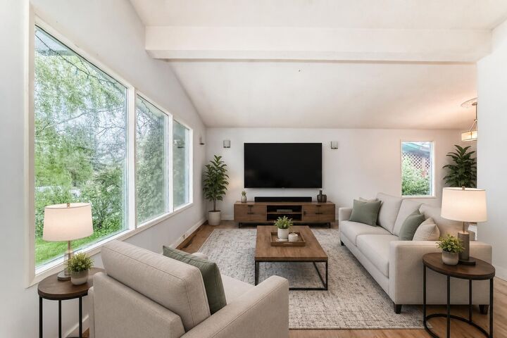 Property Photo: 544 Penworth Way SE AB T2A 4G3