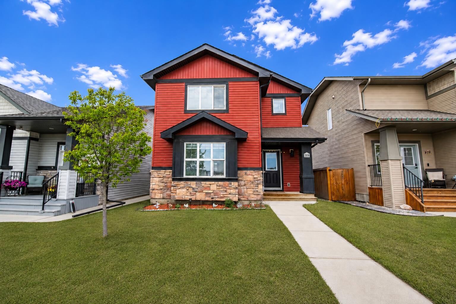 Property Photo:  318 Teasdale Drive  AB T4P 0T1 