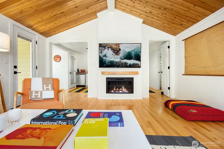 Property Photo: 7739 13th Avenue SW WA 98106