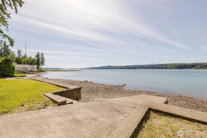 Property Photo:  18631 E State Route 106  WA 98528 