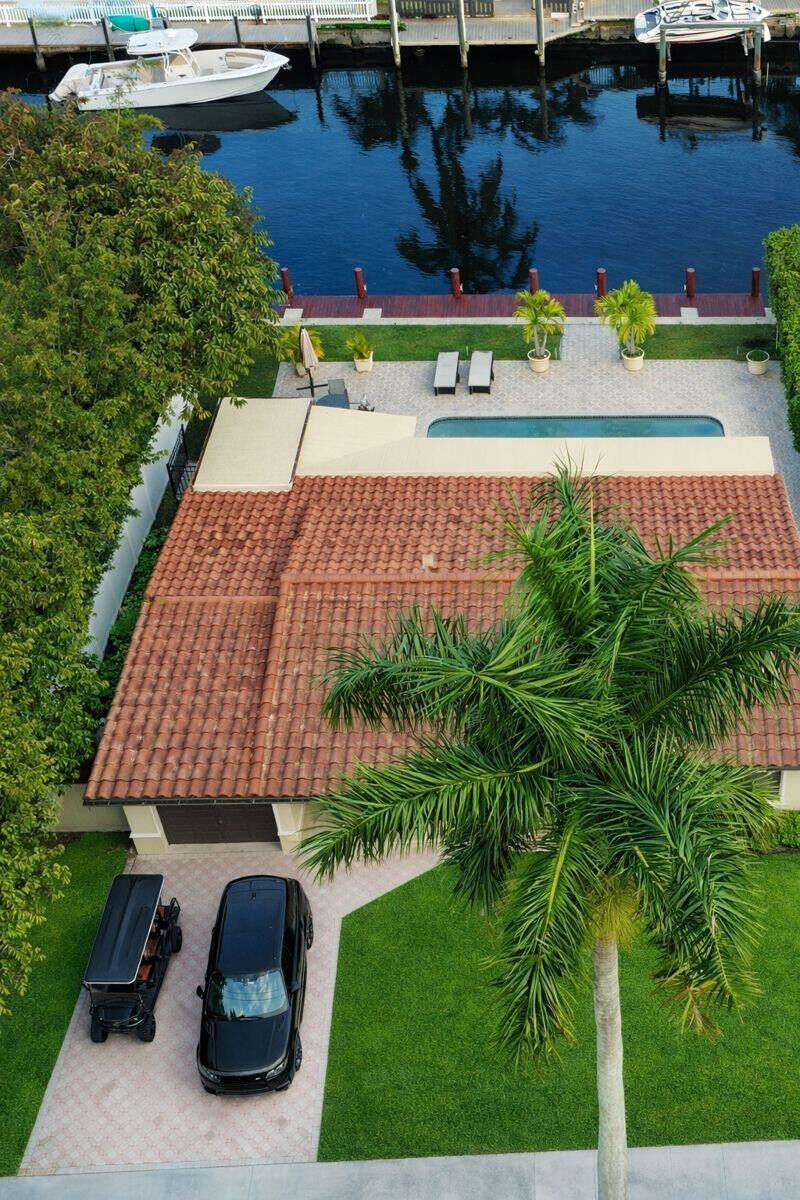 Property Photo:  730 SE 3rd Terrace  FL 33060 