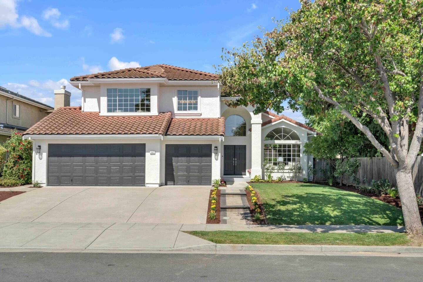 Property Photo: 1617 Goldfinch Way CA 94087