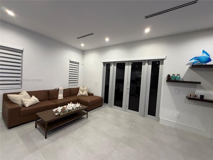 Property Photo:  3073 Carter St  FL 33133 