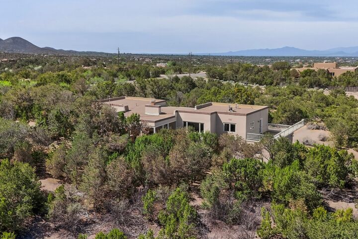 Property Photo:  1064 Bishops Lodge Road  NM 87501 
