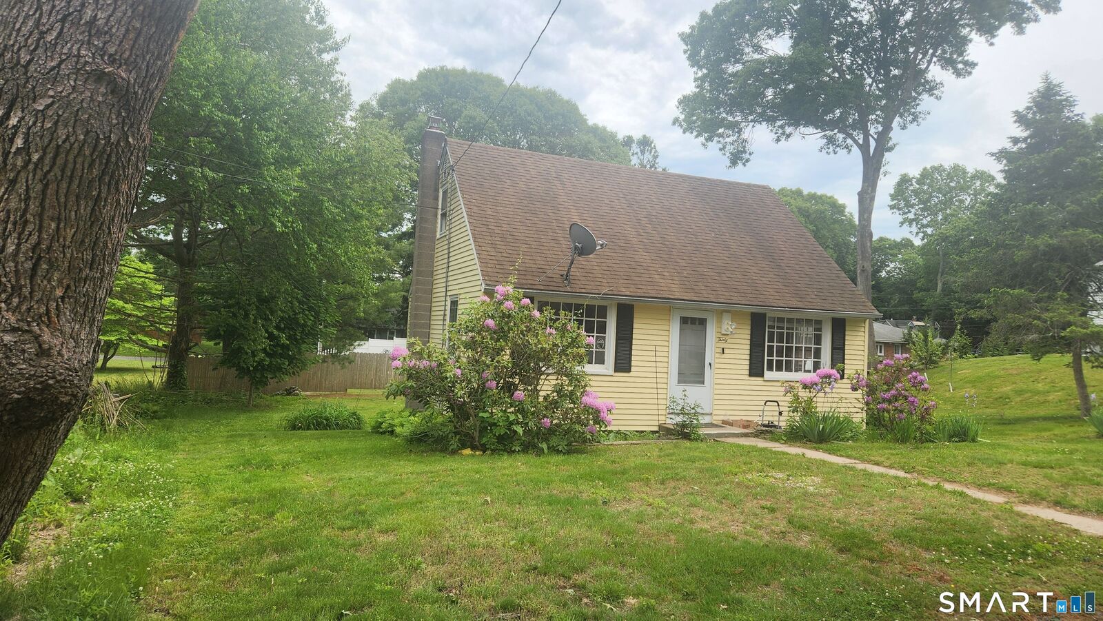 Property Photo:  30 Sunset Avenue  CT 06475 