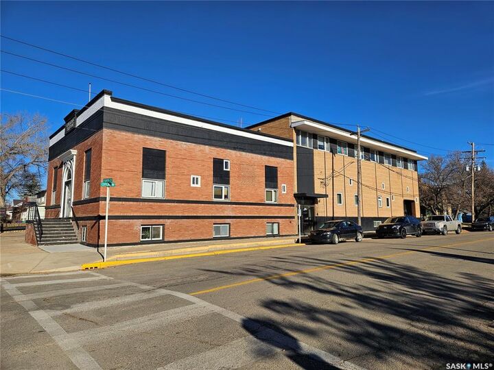 Property Photo: 405 Coteau Avenue SK S4H 3G5