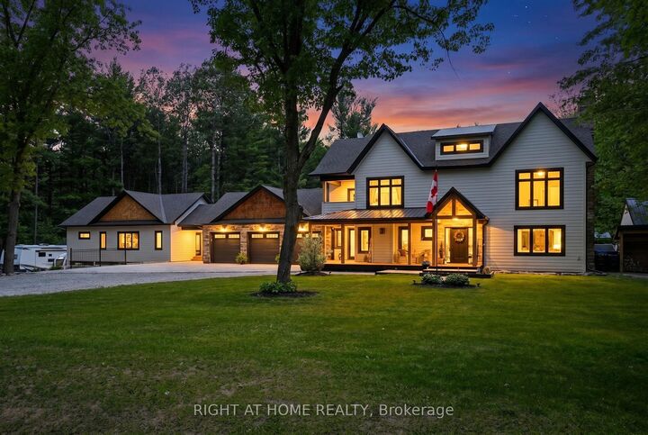16 Woodland Heights Drive — photo 1