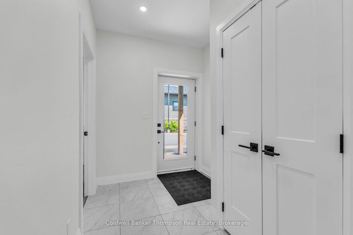 Photo de la propriété:  14 Ertler Lane  ON P1H 1S7 