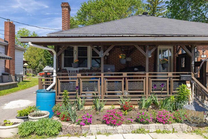 Property Photo: 45 Graham Street W ON K7R 2J6