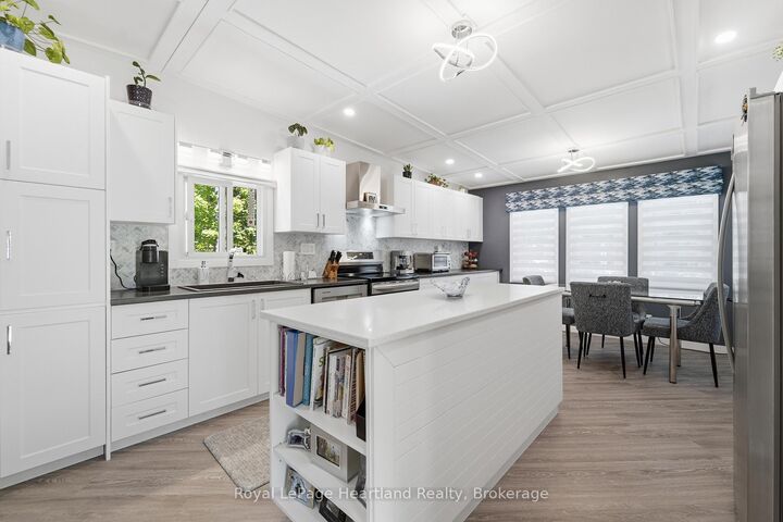 Property Photo: 205 Chestnut Drive ON N0M 1G0