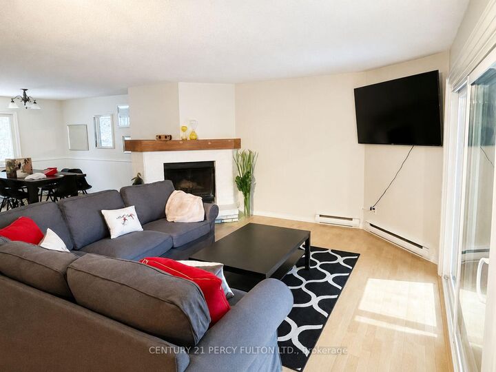 Property Photo: 1102 Horseshoe Valley Road W 309 ON L4M 4Y8