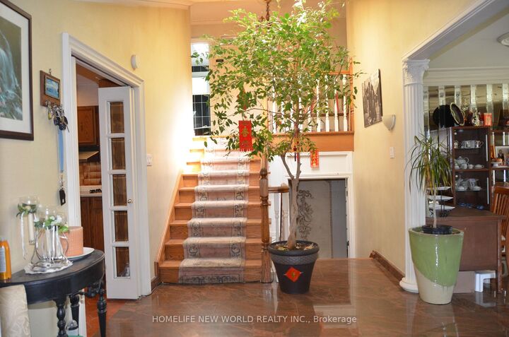 Property Photo: 15 Brantley Crescent ON M3J 1X4
