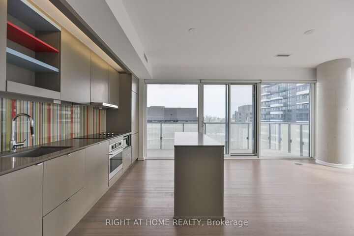 Property Photo: 101 Peter Street W 3903 ON M5V 0G6