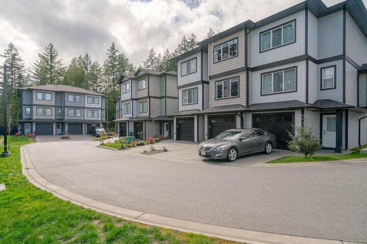 Property Photo: 600 Ninth St #126 BC V9R 0L4