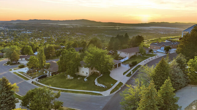 Property Photo: 915 Northridge Dr UT 84010