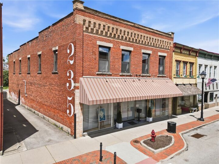 Property Photo:  235 S Broad St  PA 16127 