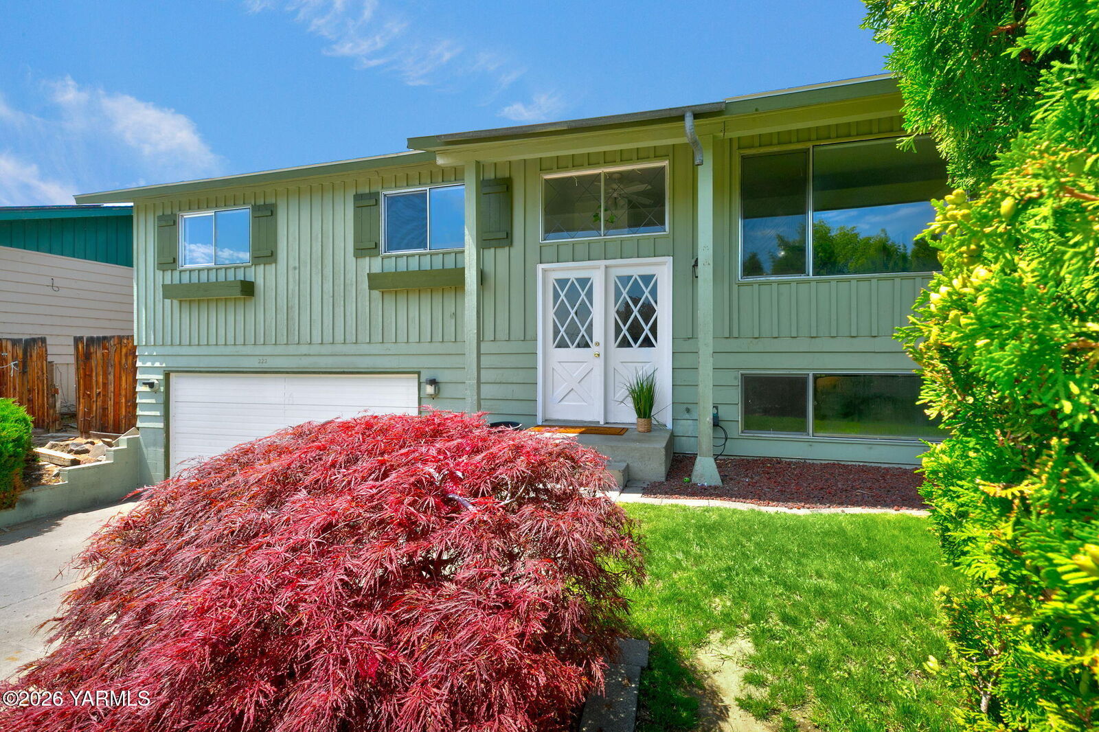 Property Photo:  222 S 65th Ave  WA 98908 