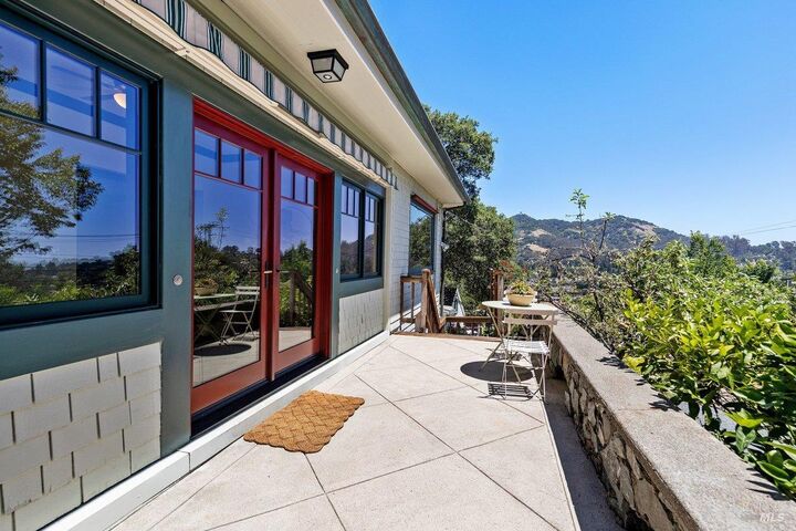 Property Photo:  30 Coleman Drive  CA 94901 