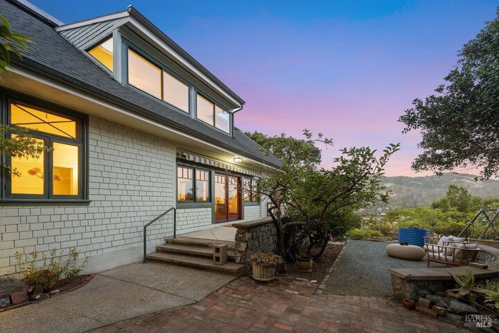 Property Photo:  30 Coleman Drive  CA 94901 