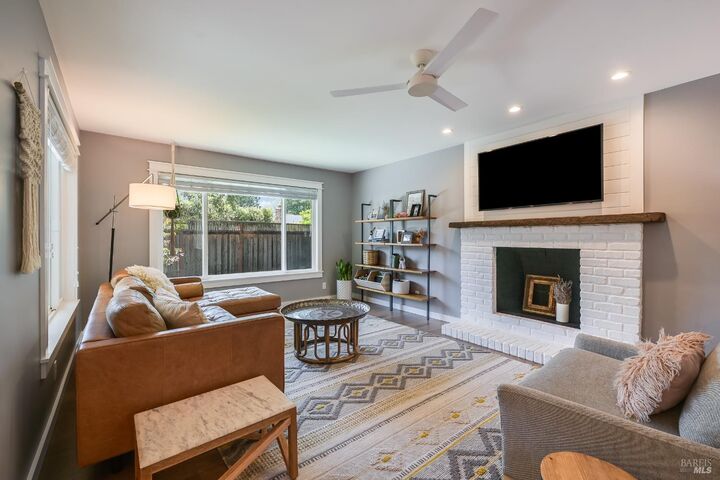 Property Photo:  2009 Hidden Valley Drive  CA 95404 