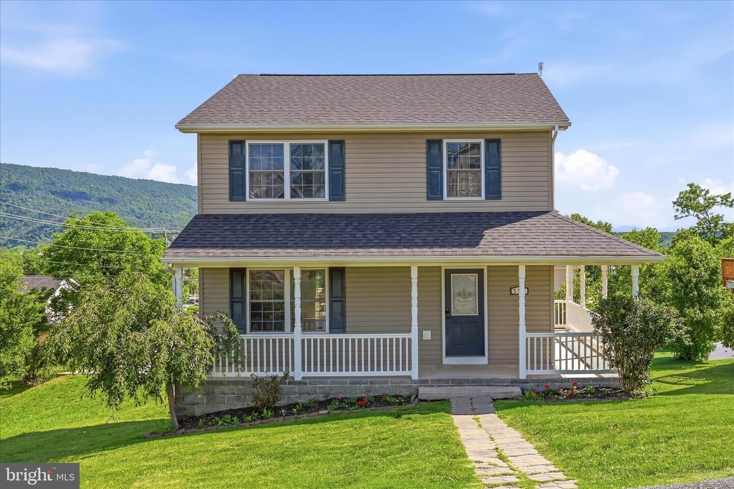 Property Photo: 556 Thompson Street VA 22657