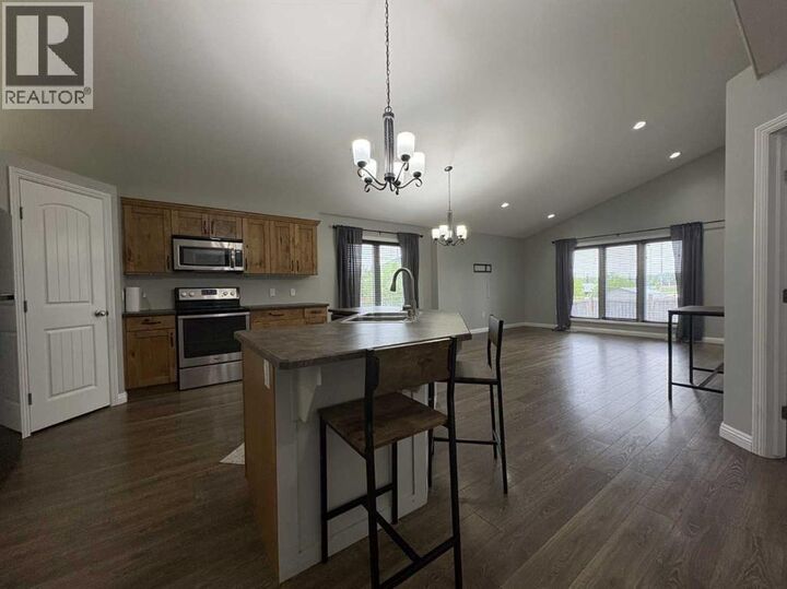 Property Photo:  5221 15 Street  AB T9V 0Y2 