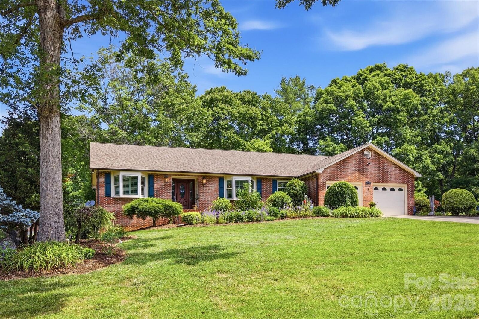 Property Photo: 232 Westwood Drive NC 28655