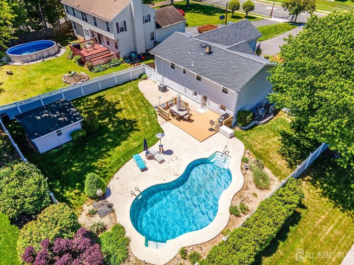 Property Photo:  229 Grandview Avenue  NJ 08854 