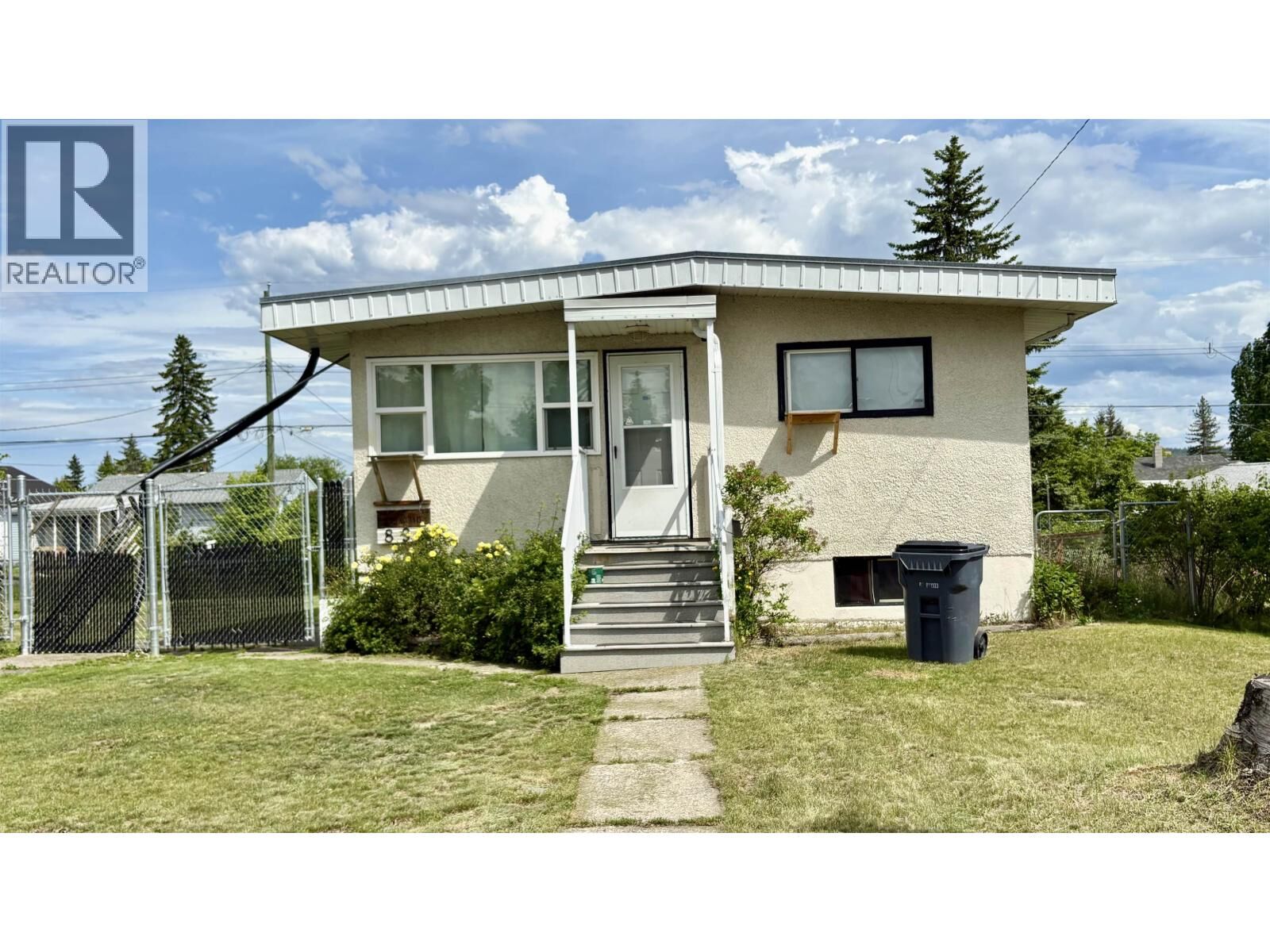 Property Photo:  898 Ewert Street  BC V2M 2N9 