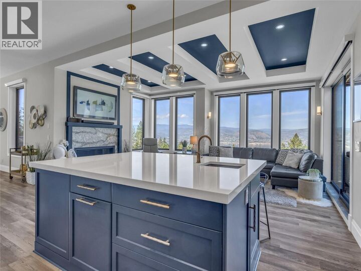 Property Photo: 3060 Outlook Way BC V0H 1N1