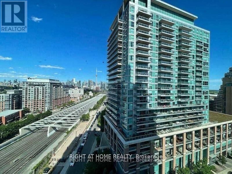 Property Photo:  125 Western Battery Road 1403  ON M6K 3R8 