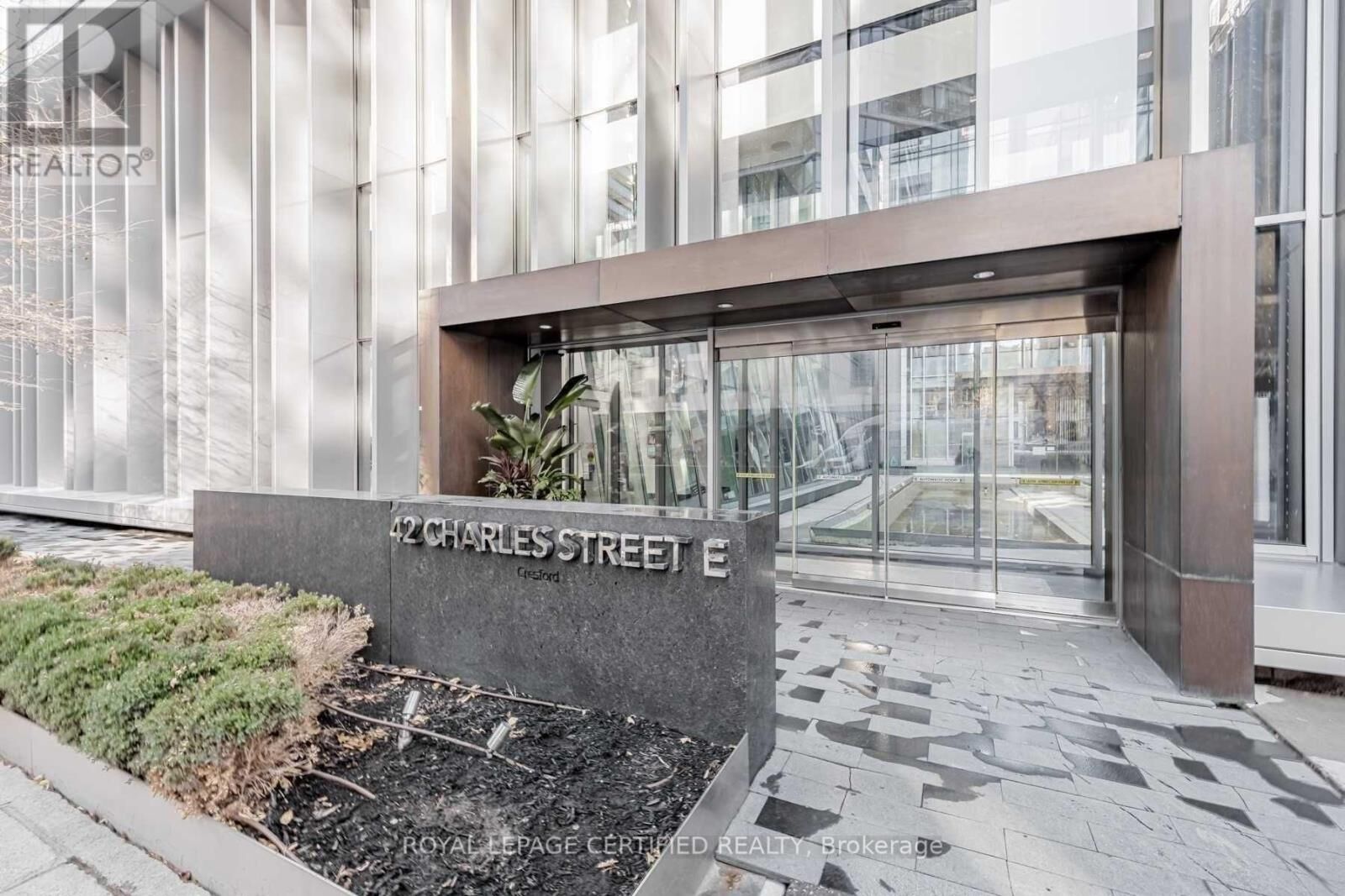 Property Photo: 42 Charles Street 702 ON M4Y 1T4