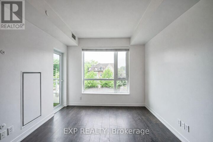 Property Photo:  223 St Clair Avenue West 209  ON M4V 1R3 