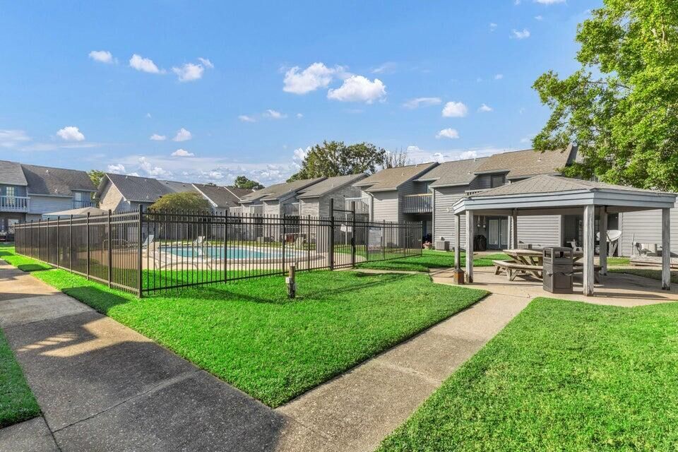 Property Photo: 1325 Greendale Avenue 3 FL 32547