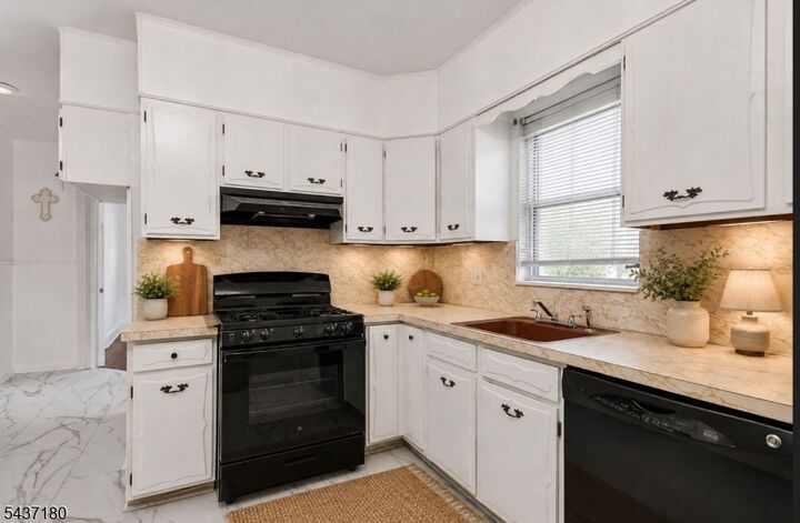 Property Photo: 225 Ward Pl NJ 07079