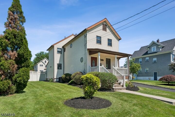 Property Photo:  624 Downer St  NJ 07090 