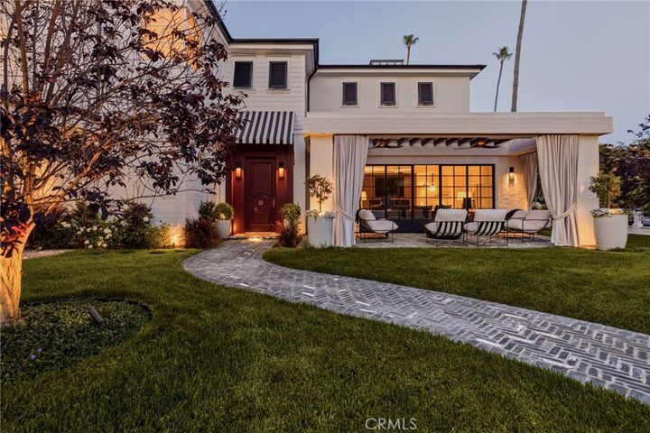 Property Photo:  2442 Marino Dr  CA 92663 