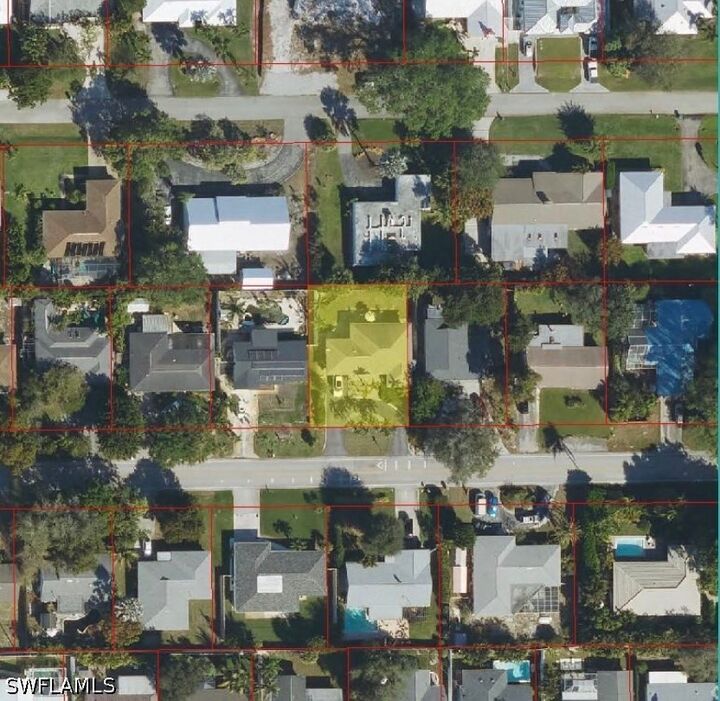 Property Photo:  1265 Pompei Lane  FL 34103 