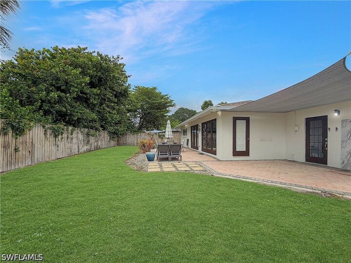 Property Photo:  1265 Pompei Lane  FL 34103 