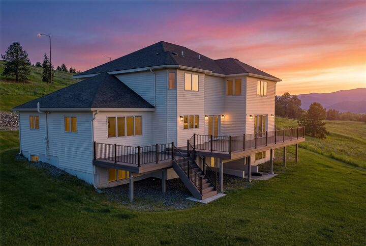 Property Photo: 4607 Hillview Way MT 59803