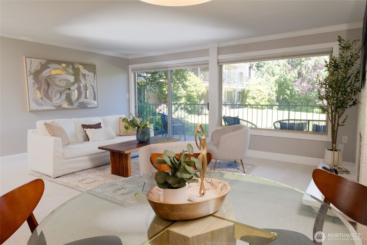 Property Photo:  322 N 134th Street 104  WA 98133 
