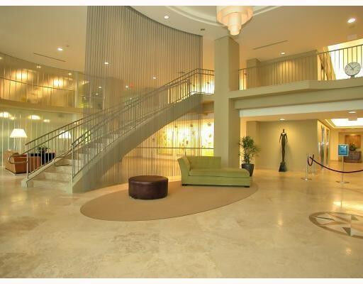 Property Photo:  511 SE 5 Avenue Unit 607  FL 33301 