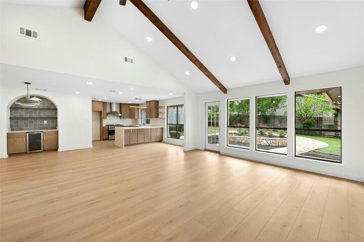 Property Photo: 12017 Wycliff Lane TX 78727