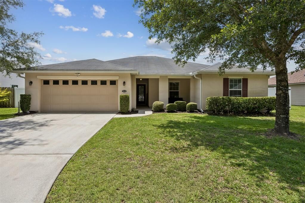 Property Photo: 78103 Duckwood Trail FL 32097