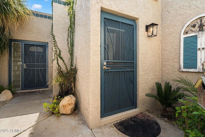 Property Photo:  1173 E Beryl Avenue  AZ 85020 