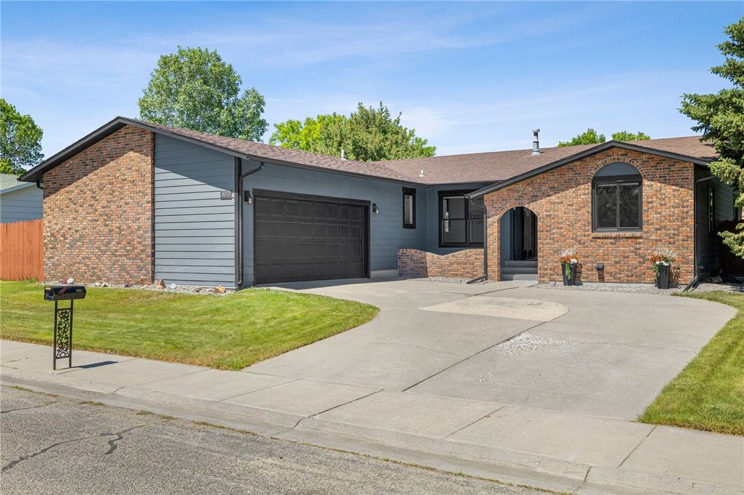 Property Photo:  3051 Saint Johns Avenue  MT 59102 