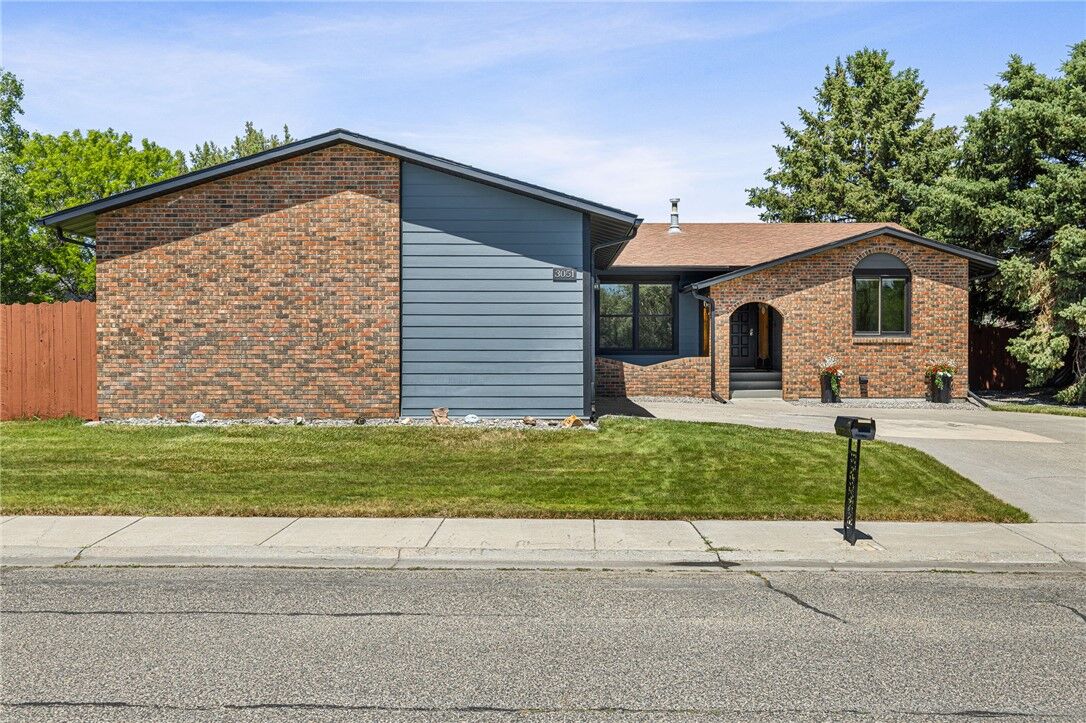 Property Photo:  3051 Saint Johns Avenue  MT 59102 